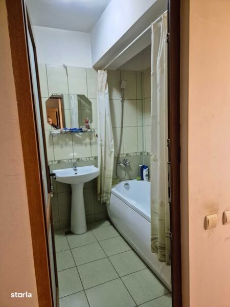 Drumul Taberei garsoniera zona Valea Oltului