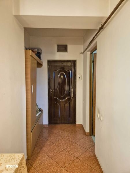 Drumul Taberei garsoniera zona Valea Oltului